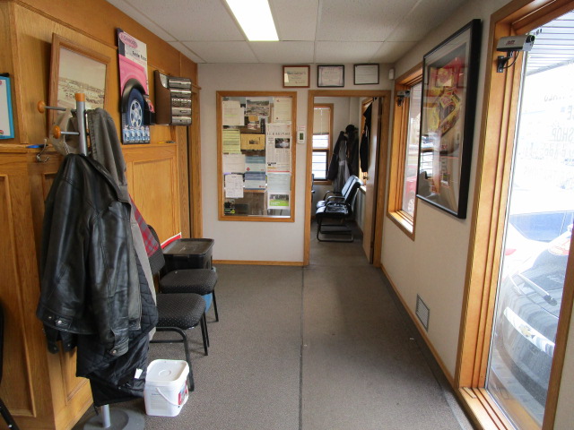 Anderson Auto Sales & Rentals 2