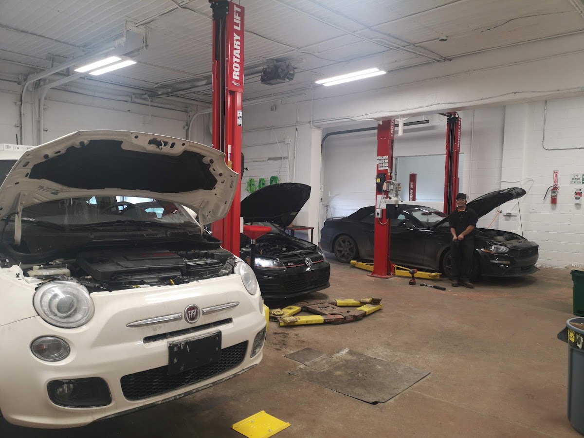 Roadway Auto Service 3