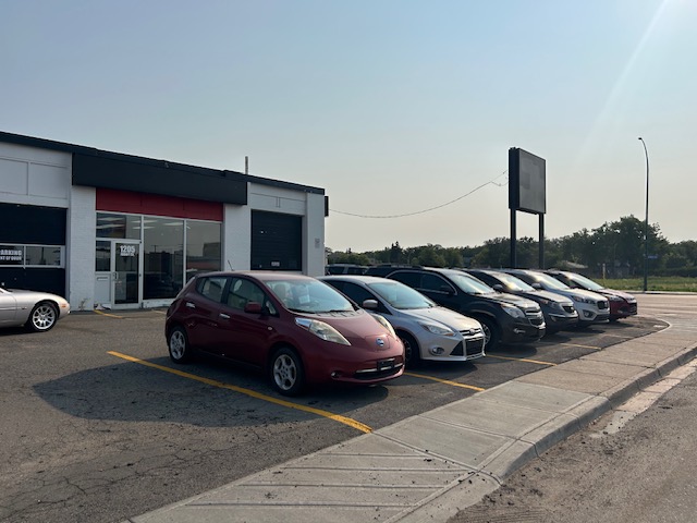 Regina Hill Auto