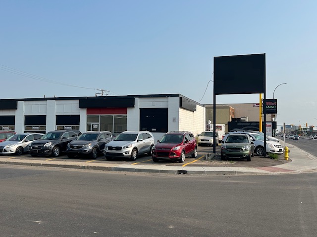 Regina Hill Auto 2